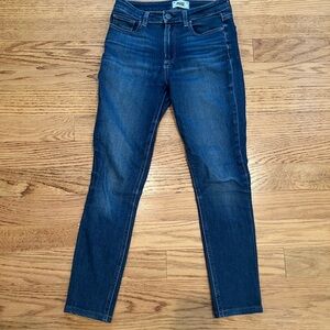 Paige Hoxton Skinny Jeans 26